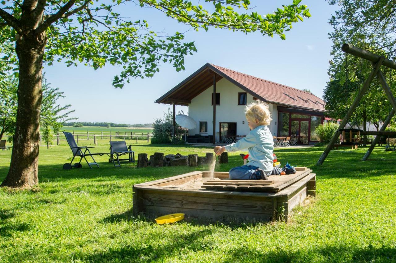 Sonnenblumenhof Casa de hóspedes Mühlheim Exterior foto